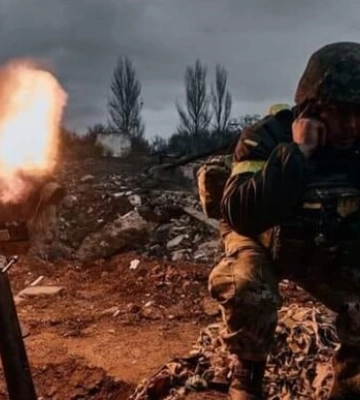 На Луганщині важкі бої, росіяни підтягують усі резерви, - Гайдай