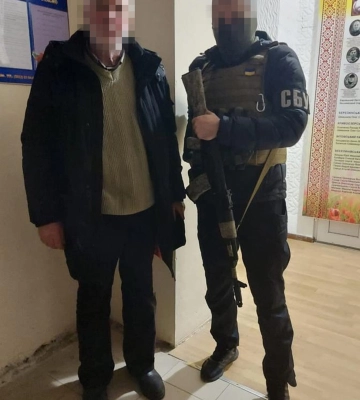 Пенсіонер у Херсоні допомагав окупантам створити аналог ФСБ, - Офіс Генпрокурора