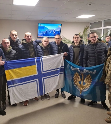 Наші вдома! З ворожого полону звільнили 16 морських піхотинців