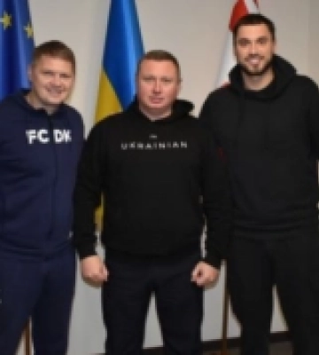 Очільник Волинської ОДА зустрічався з любешівським футболістом