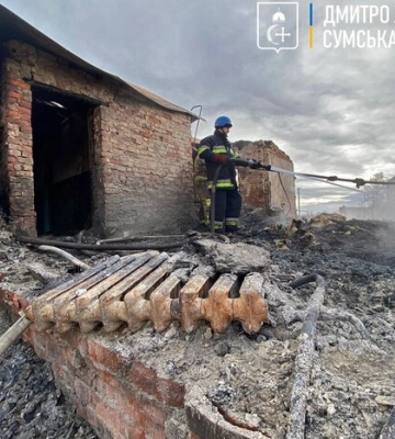 Росія зруйнувала амбулаторію на Сумщині. Також вдарили по фермі - 17 тварин загинули