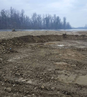 Крадуть скільки можуть: на Закарпатті зафіксували незаконний видобуток корисних копалин