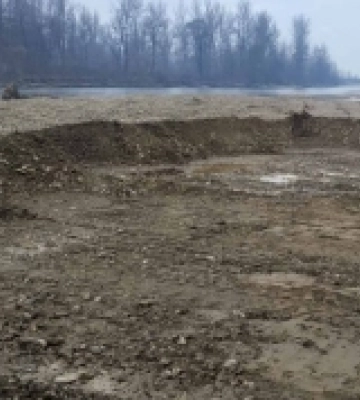 На Хустщині виявили факт незаконного забору гравію (ФОТО)