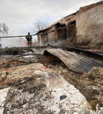Росія зруйнувала амбулаторію на Сумщині. Також вдарили по фермі - 17 тварин загинули