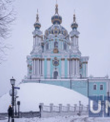 Київ у снігу: магічні світлини незламної столиці