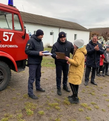 Шестикласниця з Львівщини врятувала життя однокласнику, в якого виникла пожежа у будинку