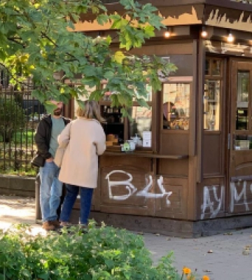 У Львові роботу кіосків продовжили до кінця воєнного стану