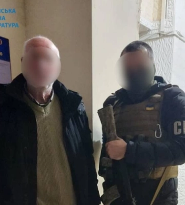 У Херсоні затримали чоловіка, який допомагав окупантам створити аналог фсб