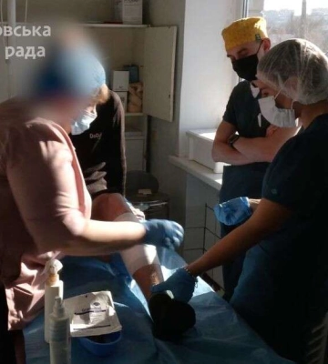 &quot;Кожен другий випадок - вогнепальні поранення&quot;: дніпровські лікарі розказали про виклики війни 