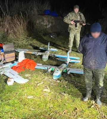 Контрабандисти з Закарпаття переправляли до Румунії цигарки за допомогою БПЛА (ФОТО)