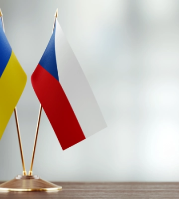 Чехія передасть Україні гроші на санітарні автомобілі та житлові бокси