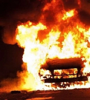 У Херсонській області автомобіль з поліцейським із Дніпра підірвався на міні