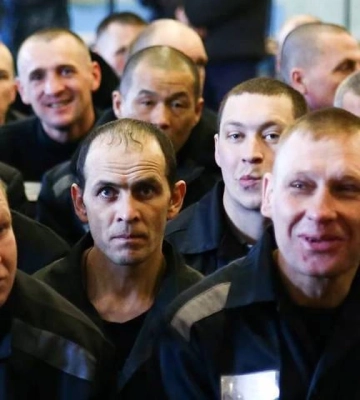 "Бей своих": в Донецкой области из армии РФ дезертировали 20 вооруженных зэков, — Генштаб ВСУ
