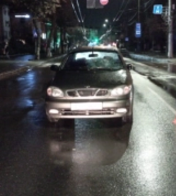 У Луцьку автівка збила двох пішоходів, вони у лікарні