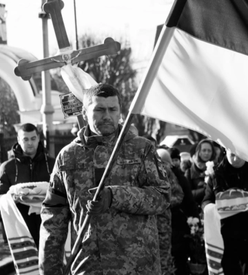 Навіки 27: у Луцьку провели в останню дорогу загиблого Героя Андрія Гурного