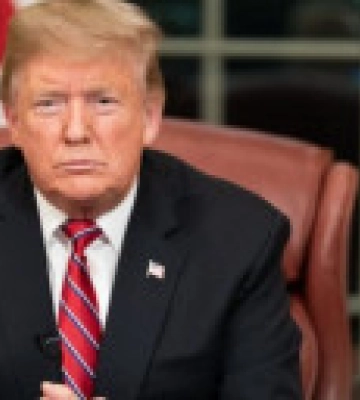 Два секретні документи виявили у сховищі Трампа - ЗМІ
