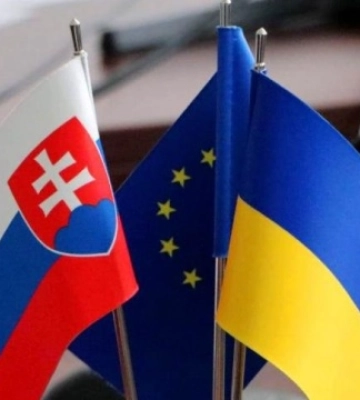 Словаччина передасть Україні 300 генераторів і відбудує населений пункт на Київщині