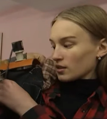 15-річна українка створила робота для розмінування. Відео