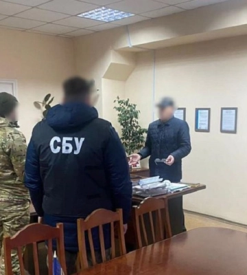 Українське підприємство експортувало до РФ комплектуючі для ремонту військової техніки під час війни