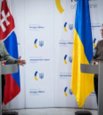 Словаччина планує виробляти боєприпаси для України