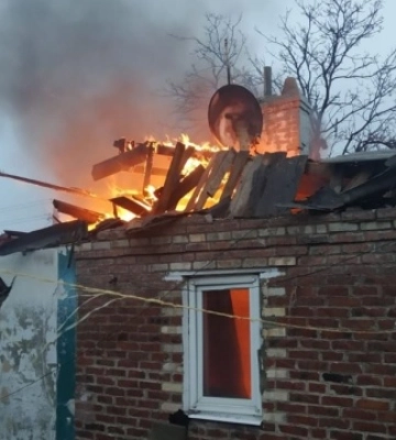 росіяни обстріляли приватний сектор Торецька, є загиблий та поранені