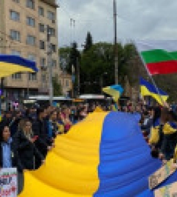 Проживають незахищені люди: уряд Болгарії закликають забезпечити українців харчуванням