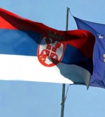 Сербія має намір ввести в Косово близько тисячі силовиків через загострення у Митровиці