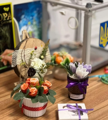 У Мукачеві відкрито «Різдвяну виставку» вихованців Обласного центру соціально-психологічної реабілітації дітей та молоді з&amp;hellip;