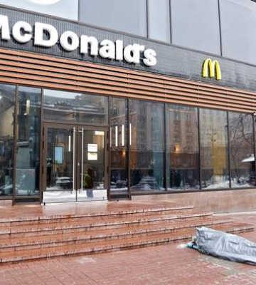 В центре Киева прямо посреди улицы умер мужчина