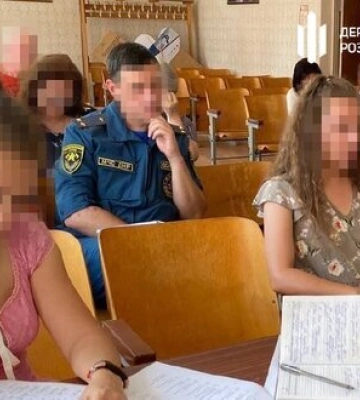 ДБР заочно повідомило про підозру колишньому керівнику пожежної частини в Донецькій області,  який активно співпрацює з&amp;hellip;