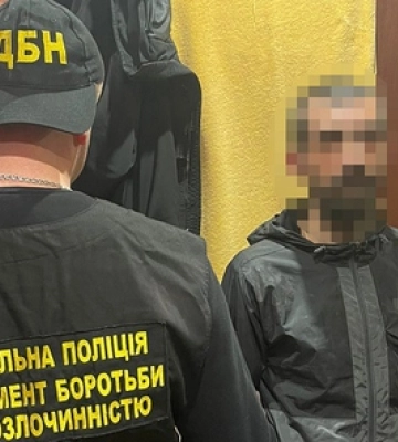 У Луцьку затримали 20-річного «закладника» з наркотиками