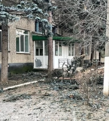 На Донеччині росіяни обстріляли дитсадок, гуртожиток та житлові будинки
