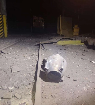 Внаслідок нічного обстрілу Кривого Рогу загинув працівник промпідприємства, ще троє отримали поранення