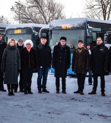 Естонія відправляє до України 11 автобусів із генераторами та обладнанням – голова МЗС