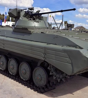Українські десантники озброїлися трофейною російською БМП «Басурманин»