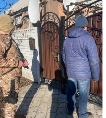 СБУ затримала «енергетика», який знеструмив частину Донеччини і направив електрику до баз окупанта
