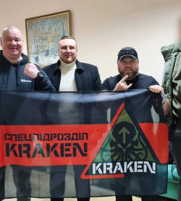 “95 квартал” жартував у Харкові для військових і отримав нагороду від Kraken