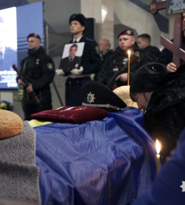 В Черкассах попрощались с погибшими на Херсонщине полицейскими