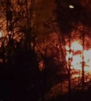 У Донецьку лунають сильні вибухи: що відбувається, фото, відео