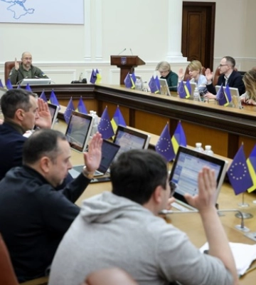 В Украине в разной степени повреждены 40% объектов высоковольтной сети — Шмыгаль