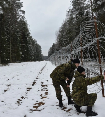 Польща збудує електронний бар&#039;єр на кордоні з Росією