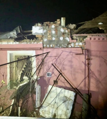 Внаслідок російських обстрілів у Нікополі поранено четверо літніх людей - Резніченко