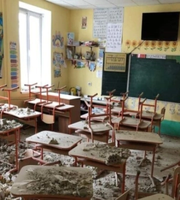 У Дніпрі ремонтують школи, пошкоджені внаслідок ракетних ударів