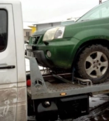 З Любешівщини на фронт відправили автомобіль, завантажений подарунками для українських воїнів