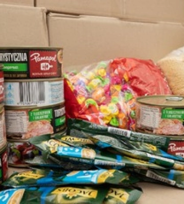 В Киеве вновь выдают продуктовые наборы: кто и где может получить