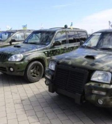 Великий збір на 10 авто: на Волині волонтери зібрали понад 700 тисяч гривень, треба донатити ще