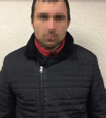 У Херсоні двоє грабіжників побили та порізали чоловіка (ФОТО)