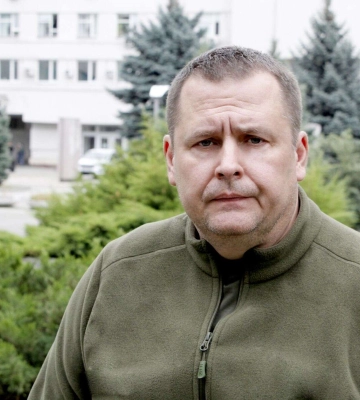 &quot;Місто пишається кожним і кожною&quot;. Мер Дніпра Філатов привітав волонтерів зі святом