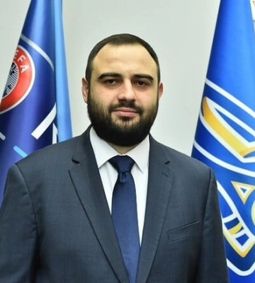 Звинуватив у чорнусі. Віцепрезидент УАФ загрожує журналістам судом