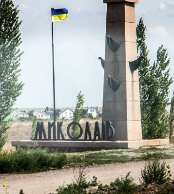 Мер Миколаєва закликав жителів не поспішати з поверненням: «Ми в радіусі ураження»